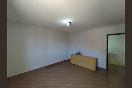 Casa para alugar com 730m², 4 quartos e 5 vagas Casa para alugar com 730m², 4 quartos e 5 vagasSuíte