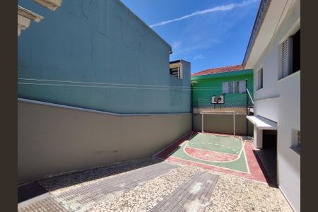 Casa para alugar com 730m², 4 quartos e 5 vagas Casa para alugar com 730m², 4 quartos e 5 vagasQuintal