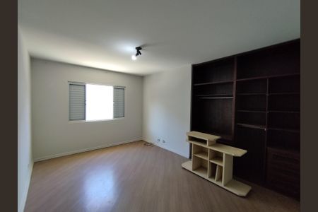 Casa para alugar com 730m², 4 quartos e 5 vagas Casa para alugar com 730m², 4 quartos e 5 vagasQuarto 3