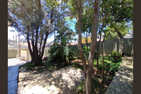 Casa para alugar com 730m², 4 quartos e 5 vagas Casa para alugar com 730m², 4 quartos e 5 vagasJardim