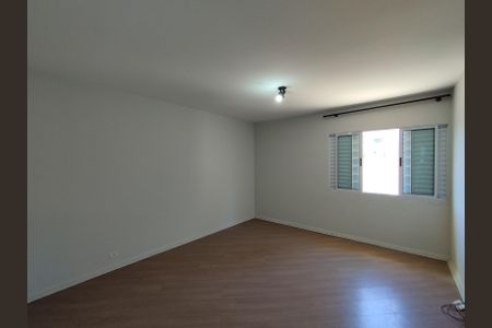 Casa para alugar com 730m², 4 quartos e 5 vagas Casa para alugar com 730m², 4 quartos e 5 vagasSuíte