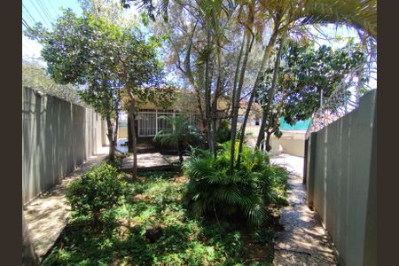 Casa para alugar com 730m², 4 quartos e 5 vagas Casa para alugar com 730m², 4 quartos e 5 vagasJardim