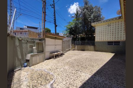 Casa para alugar com 730m², 4 quartos e 5 vagas Casa para alugar com 730m², 4 quartos e 5 vagasGaragem