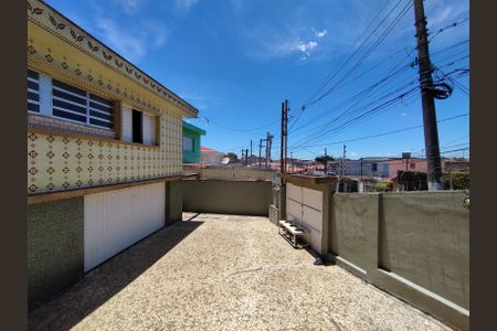 Casa para alugar com 730m², 4 quartos e 5 vagas Casa para alugar com 730m², 4 quartos e 5 vagasQuintal