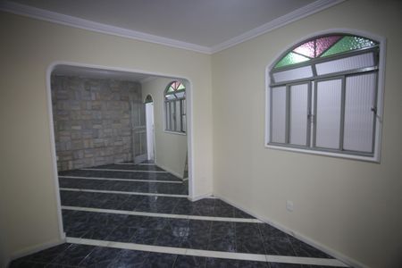 Sala de casa à venda com 3 quartos, 300m² em Salgado Filho, Belo Horizonte