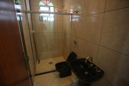 Casa à venda com 300m², 3 quartos e sem vagaBanheiro