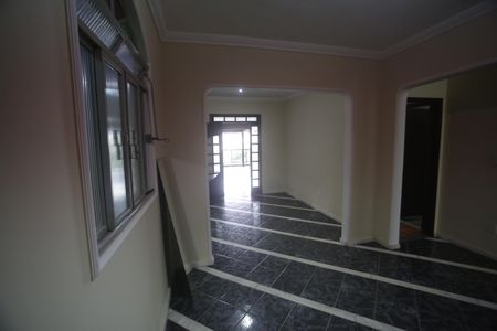 Casa à venda com 300m², 3 quartos e sem vagaSala