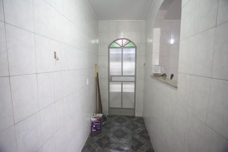 Casa à venda com 300m², 3 quartos e sem vagaArea de serviço