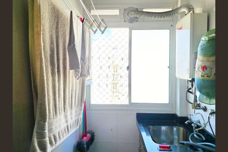Apartamento à venda com 56m², 3 quartos e 1 vagaCozinha e Área de Serviço