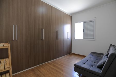 Quarto 2 de apartamento para alugar com 2 quartos, 55m² em Loteamento Mogilar, Mogi das Cruzes
