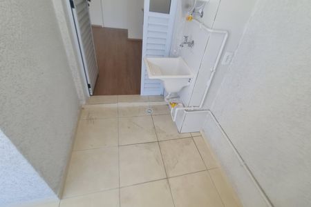 Apartamento para alugar com 47m², 2 quartos e 1 vagaLavanderia 