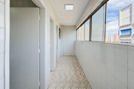Apartamento à venda com 75m², 2 quartos e 1 vagaÁrea de Serviço