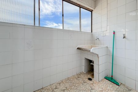 Apartamento à venda com 75m², 2 quartos e 1 vagaÁrea de Serviço