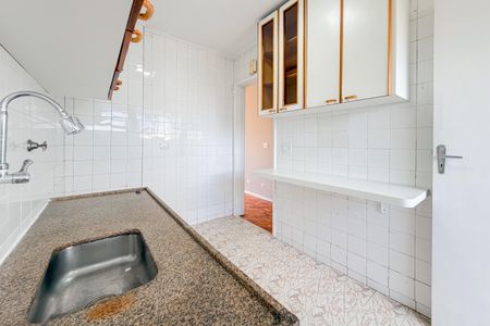 Apartamento à venda com 75m², 2 quartos e 1 vagaCozinha