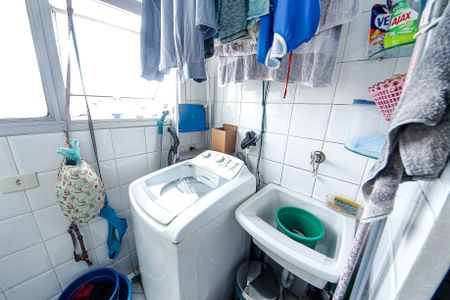 Apartamento à venda com 60m², 2 quartos e 1 vagaÁrea de Serviço