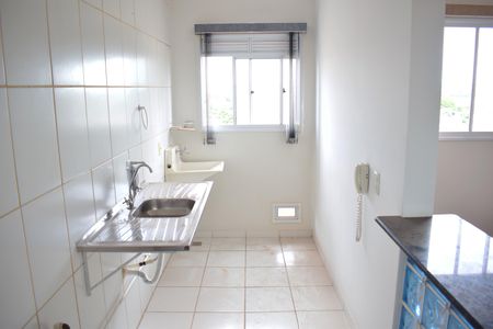 Cozinha de apartamento para alugar com 2 quartos, 47m² em Campos Elísios, Ribeirão Preto