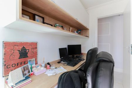 Apartamento à venda com 90m², 3 quartos e 2 vagas Apartamento à venda com 90m², 3 quartos e 2 vagasEscritório