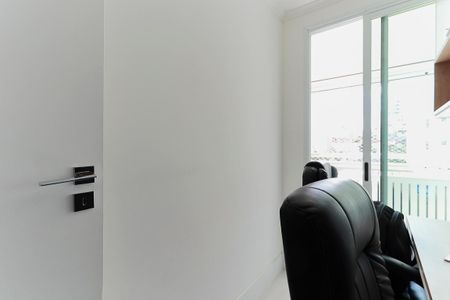 Apartamento à venda com 90m², 3 quartos e 2 vagas Apartamento à venda com 90m², 3 quartos e 2 vagasEscritório