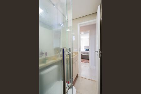 Apartamento à venda com 90m², 3 quartos e 2 vagas Apartamento à venda com 90m², 3 quartos e 2 vagasBanheiro social