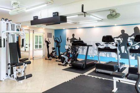 Apartamento à venda com 90m², 3 quartos e 2 vagas Apartamento à venda com 90m², 3 quartos e 2 vagasÁrea comum - Academia