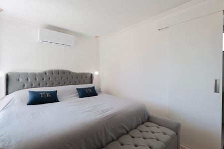 Apartamento à venda com 90m², 3 quartos e 2 vagas Apartamento à venda com 90m², 3 quartos e 2 vagasSuíte