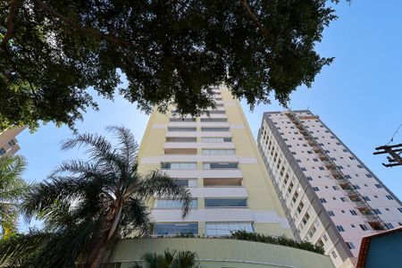 Apartamento à venda com 90m², 3 quartos e 2 vagas Apartamento à venda com 90m², 3 quartos e 2 vagasFachada do prédio