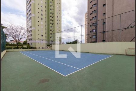 Apartamento à venda com 90m², 3 quartos e 2 vagas Apartamento à venda com 90m², 3 quartos e 2 vagasÁrea comum - Quadra de tênis