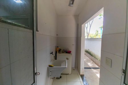 Casa para alugar com 330m², 3 quartos e 1 vagaÁrea de Serviço