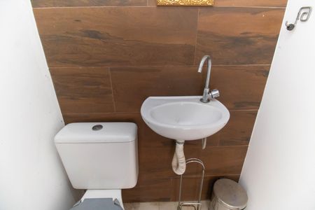 Casa para alugar com 330m², 3 quartos e 1 vagaBanheior Externo