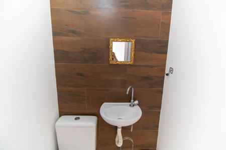 Casa para alugar com 330m², 3 quartos e 1 vagaBanheiro Externo