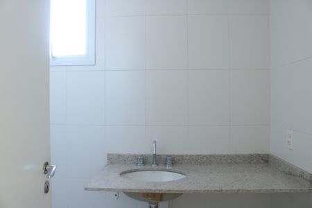 Apartamento à venda com 96m², 3 quartos e 1 vagaBanheiro da Suíte 2