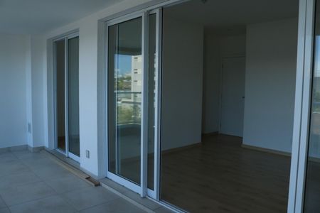 Apartamento à venda com 96m², 3 quartos e 1 vagaVaranda