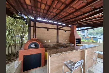 Apartamento à venda com 97m², 2 quartos e 1 vagaÁrea comum - Churrasqueira