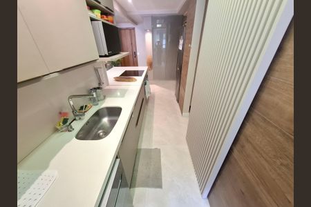 Apartamento à venda com 97m², 2 quartos e 1 vagaCozinha 