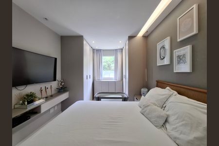 Apartamento à venda com 97m², 2 quartos e 1 vagaSuíte 