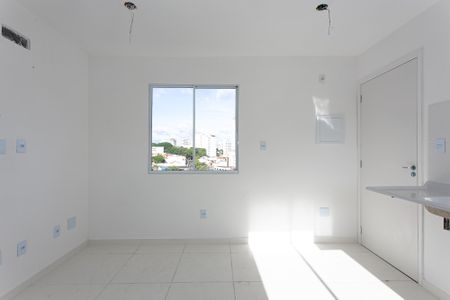 Apartamento à venda com 40m², 2 quartos e sem vaga Apartamento à venda com 40m², 2 quartos e sem vagaSala