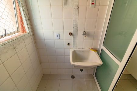 Apartamento para alugar com 55m², 2 quartos e 1 vagaÁrea de Serviço