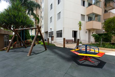 Apartamento para alugar com 64m², 3 quartos e 1 vagaÁrea comum - Playground