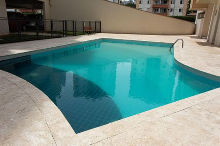 Apartamento para alugar com 64m², 3 quartos e 1 vagaÁrea comum - Piscina