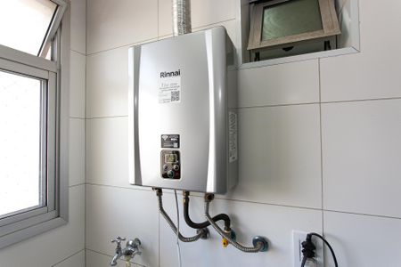 Apartamento para alugar com 64m², 3 quartos e 1 vagaÁrea de Serviço - Aquecedor a Gás