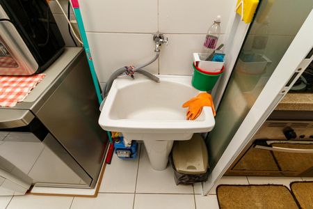 Apartamento à venda com 65m², 3 quartos e 1 vagaÁrea de Serviço