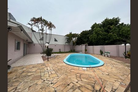 Casa para alugar com 360m², 3 quartos e 1 vagaPiscina