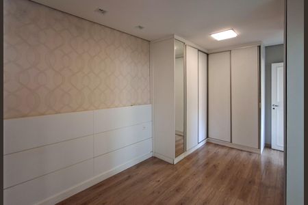 Casa à venda com 220m², 4 quartos e 3 vagasQuarto