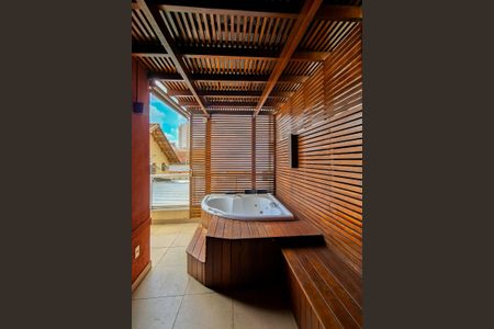 Casa à venda com 220m², 4 quartos e 3 vagasBanheira