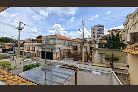Casa à venda com 220m², 4 quartos e 3 vagasVaranda