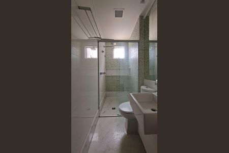 Casa à venda com 220m², 4 quartos e 3 vagasBanheiro da Suíte