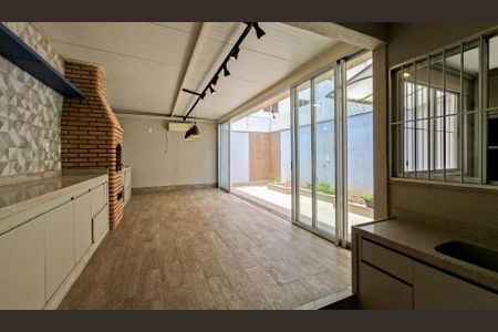 Casa à venda com 220m², 4 quartos e 3 vagasEspaço Gourmet