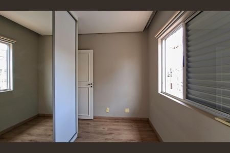 Casa à venda com 220m², 4 quartos e 3 vagasQuarto 3