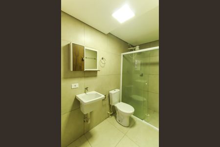 Banheiro de kitnet/studio para alugar com 1 quarto, 19m² em Mooca, São Paulo