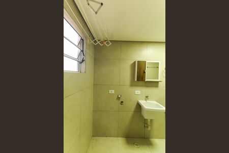 Banheiro de kitnet/studio para alugar com 1 quarto, 19m² em Mooca, São Paulo